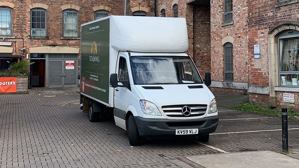 Man and van service for small moves in Nottingham.
