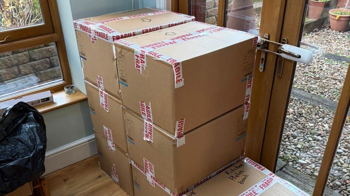 Removal and storage service Nottingham – Tee's Removals.