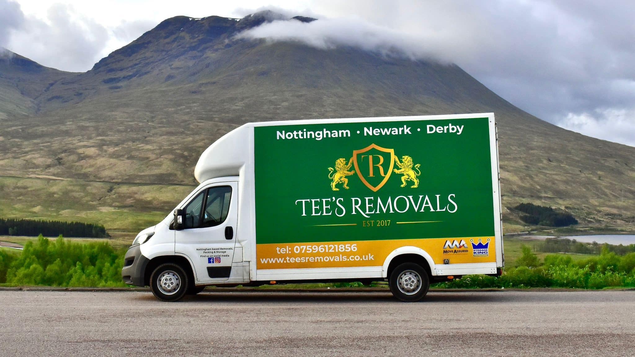 Man and van vs removal company Nottingham – which is right for your move?